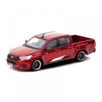 1:64 Toyota Hilux, red, Tarmac